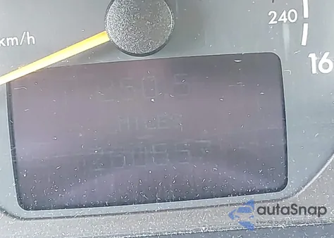 2000 Mercedes-Benz E 320 z USA, uszkodzony, nr VIN WDBJF65JOYB032596